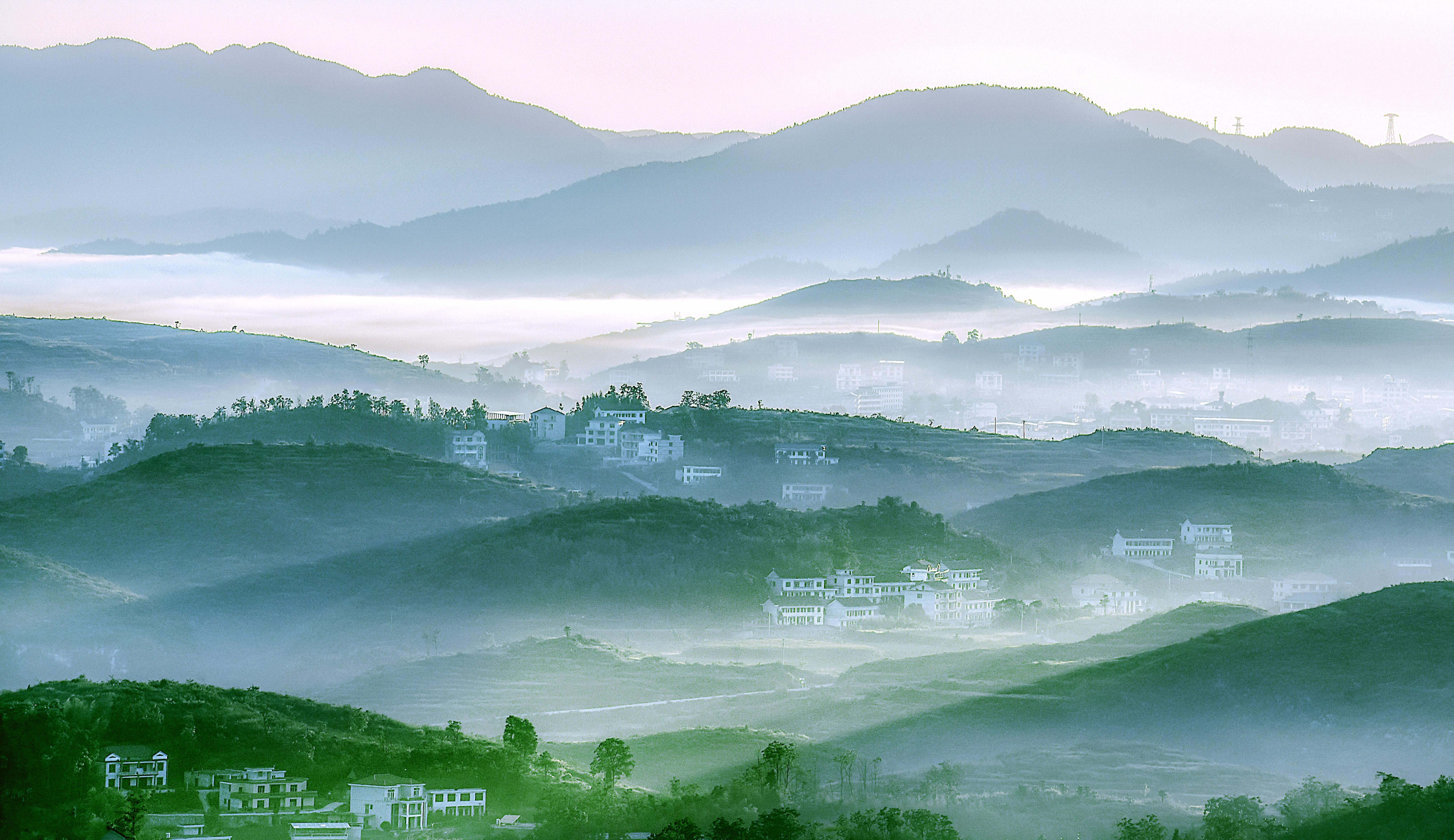 1.《水墨山村》艺术类(提名奖) 姜超雄  ， 2024.8.4日摄于湖南省新化县。.jpeg